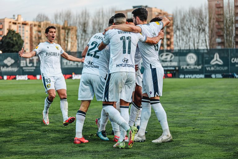 Luís Balbo convocado para o Mundial de sub-17 - FC Famalicão