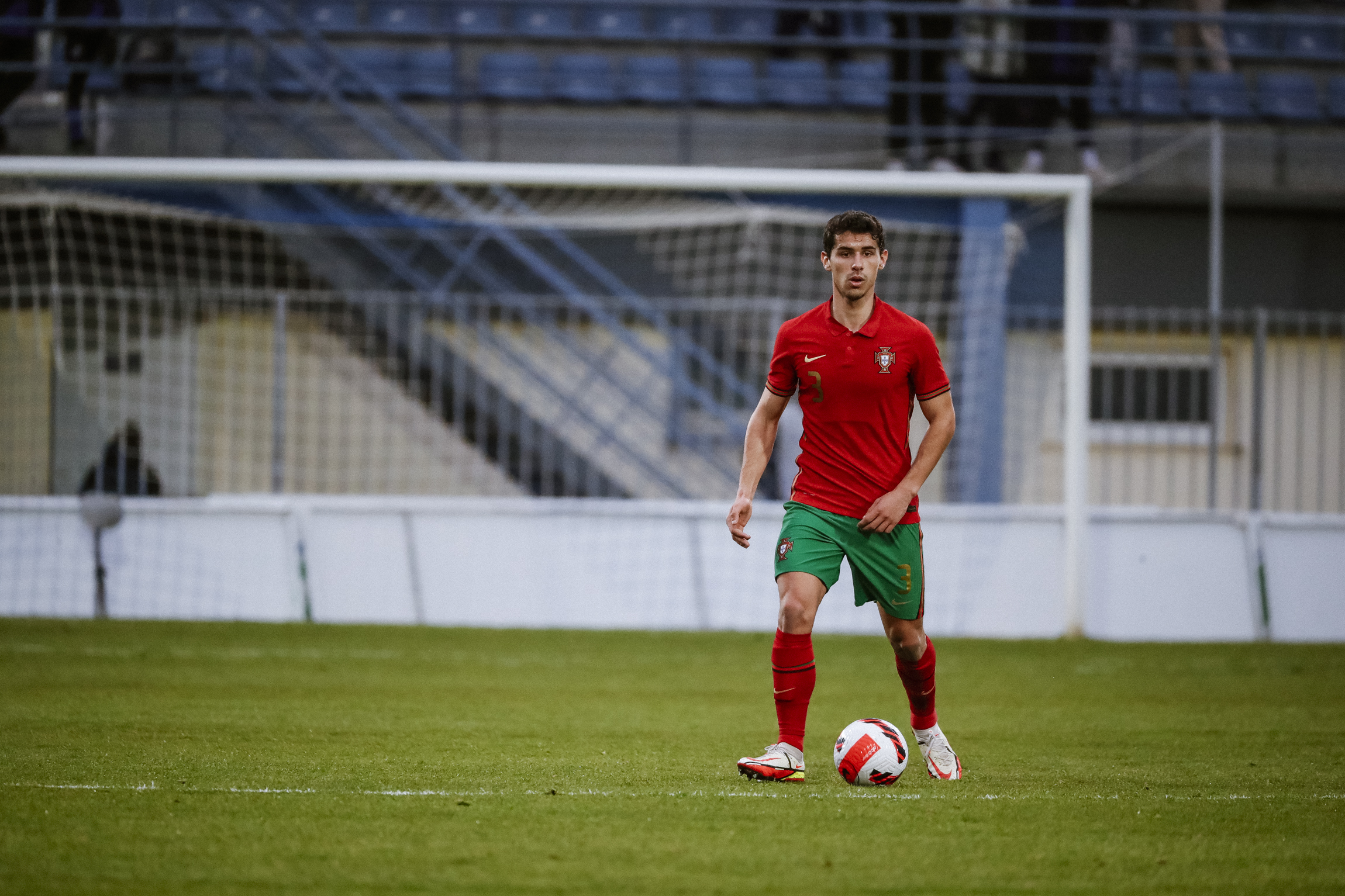 Alexandre Penetra chamado para o fecho da fase de qualificação